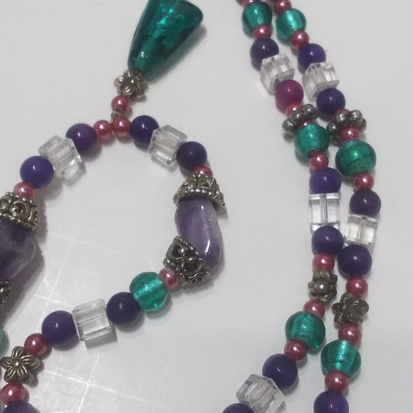 Pink, Green & Purple Beaded Necklace - Picture 6 of 9